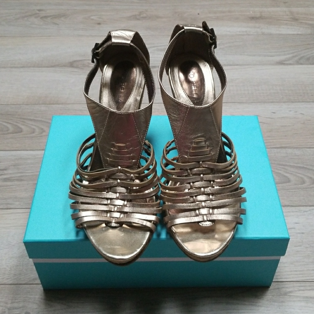 CIAO BELLA ankle strap heels